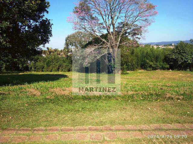Venda em Residencial Parque das Laranjeiras - Itatiba