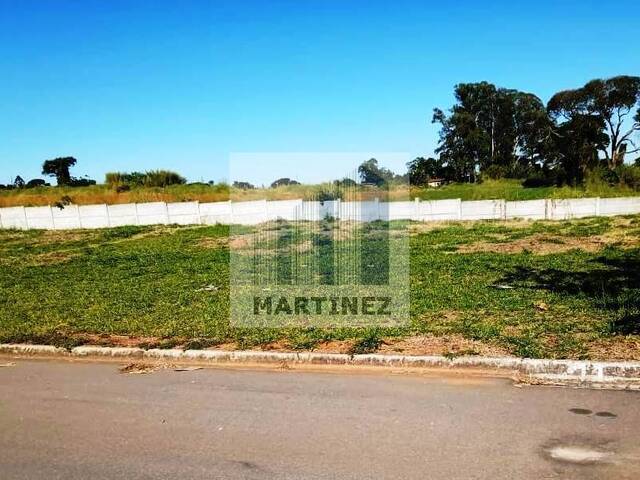 #2649 - Terreno em condomínio para Venda em Tuiuti - SP