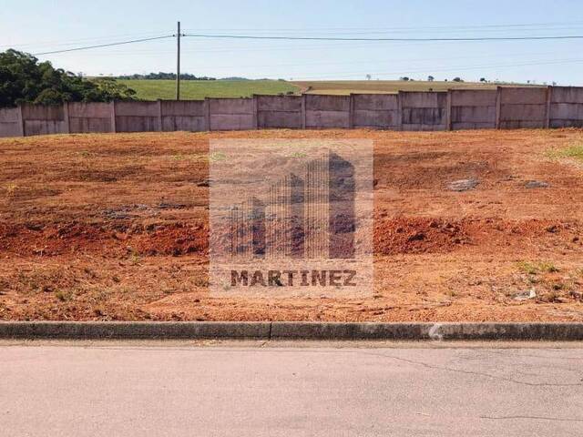 #2651 - Terreno em condomínio para Venda em Tuiuti - SP
