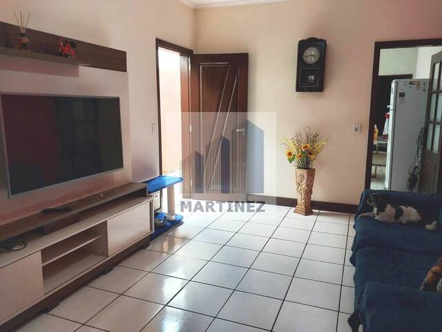 #1472 - Casa na cidade para Venda em Itatiba - SP