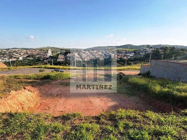 #2690 - Terreno na cidade para Venda em Itatiba - SP